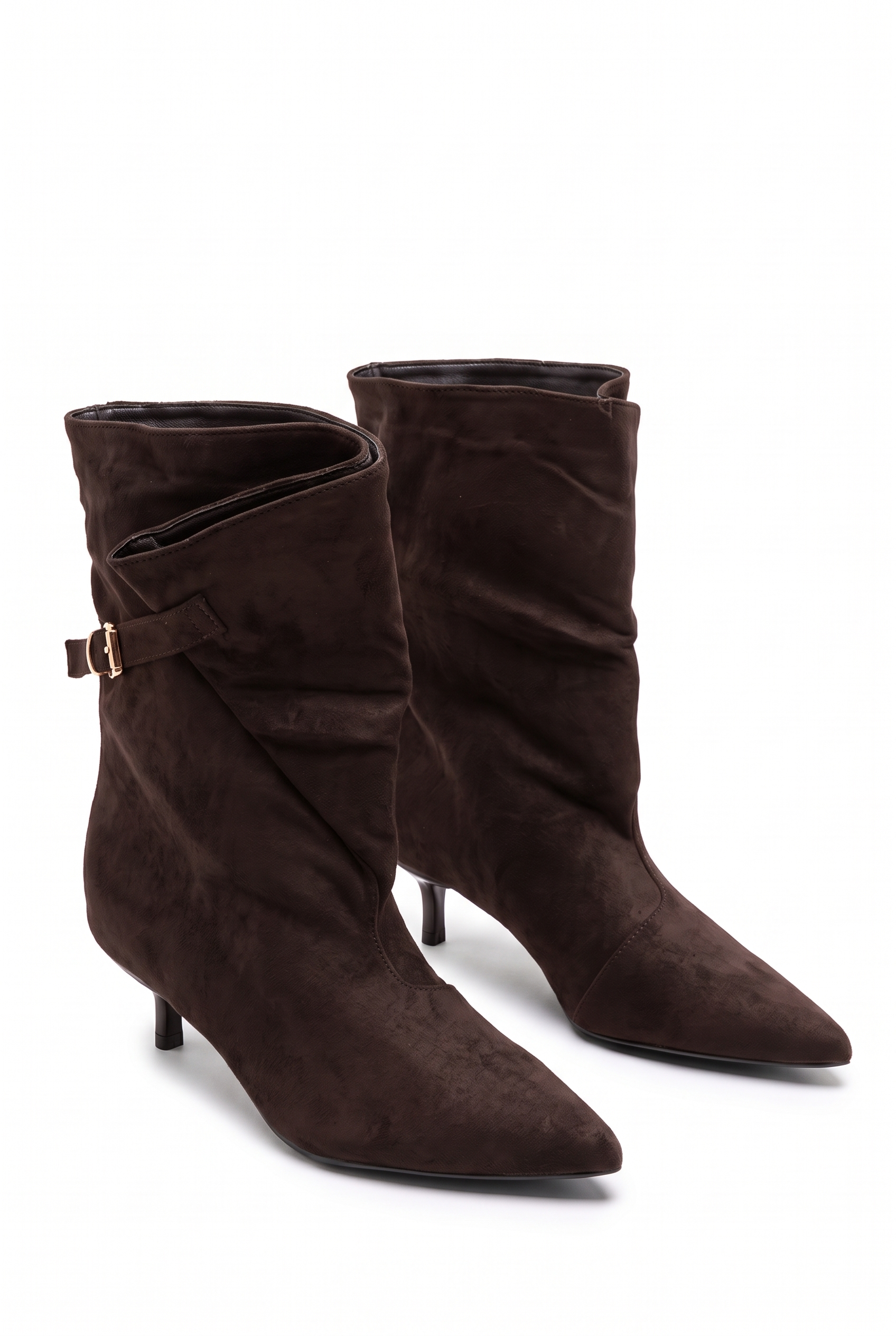 Braune Stiefeletten mit dünnem Absatz