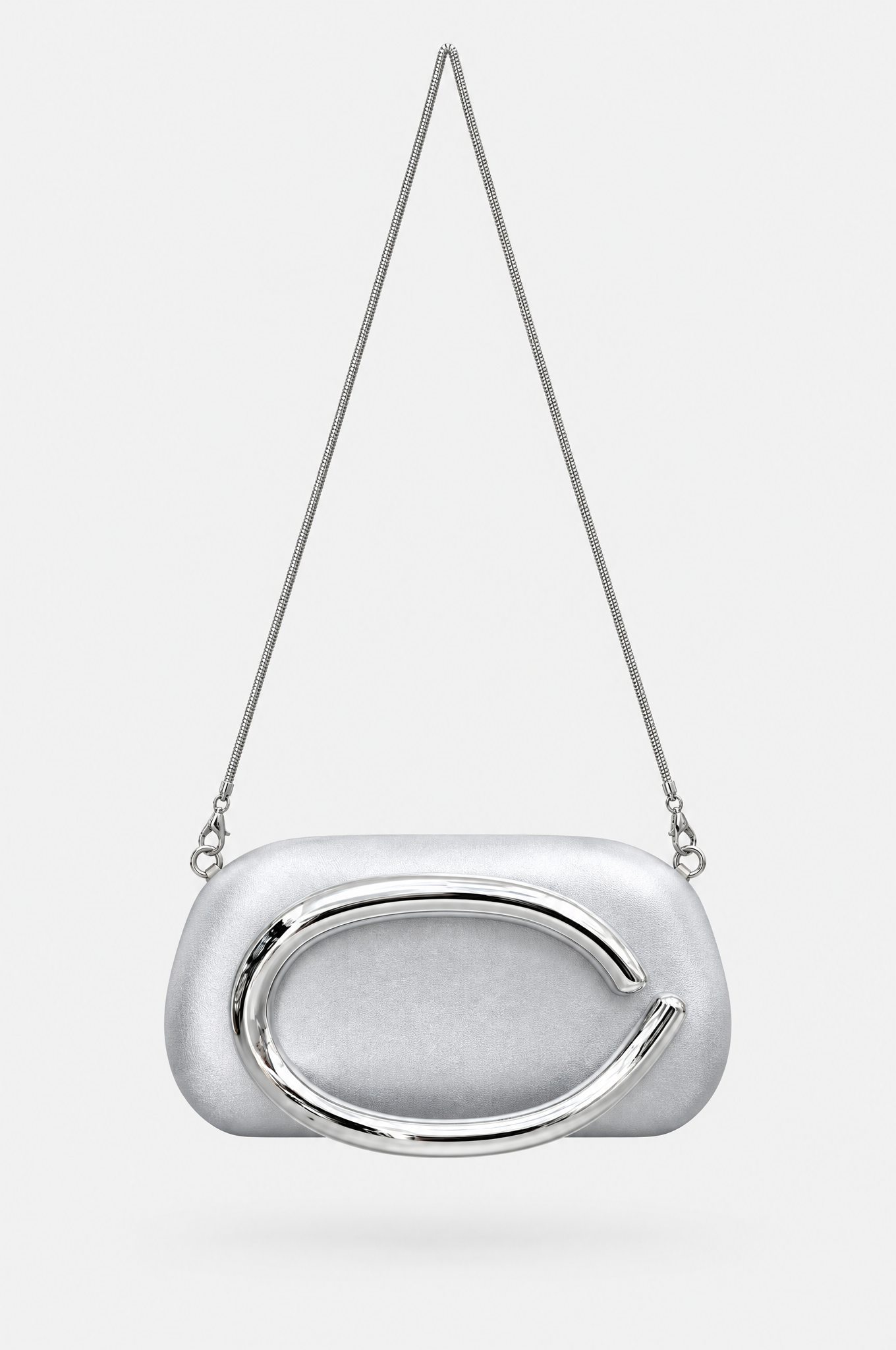 Silberne Abendtasche