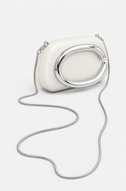 Weiße Abendtasche