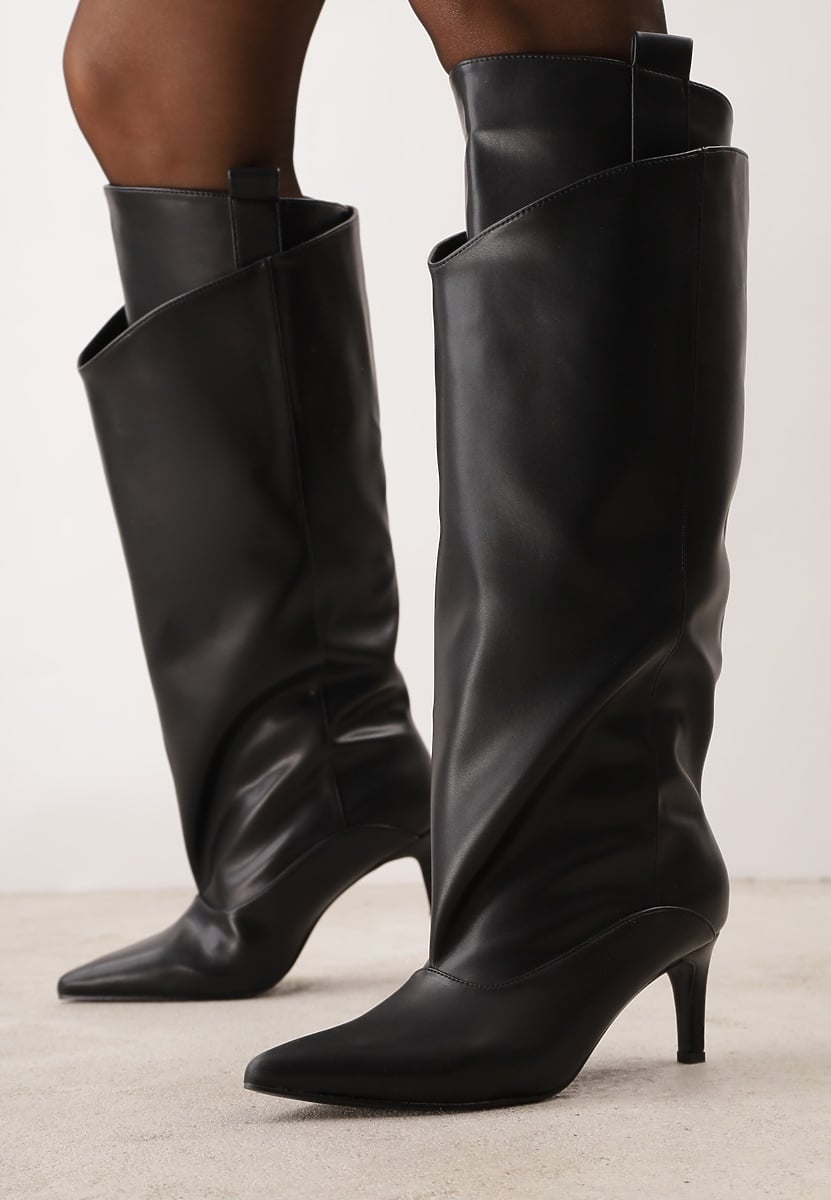 Schwarze Stiefel mit dünnem Absatz