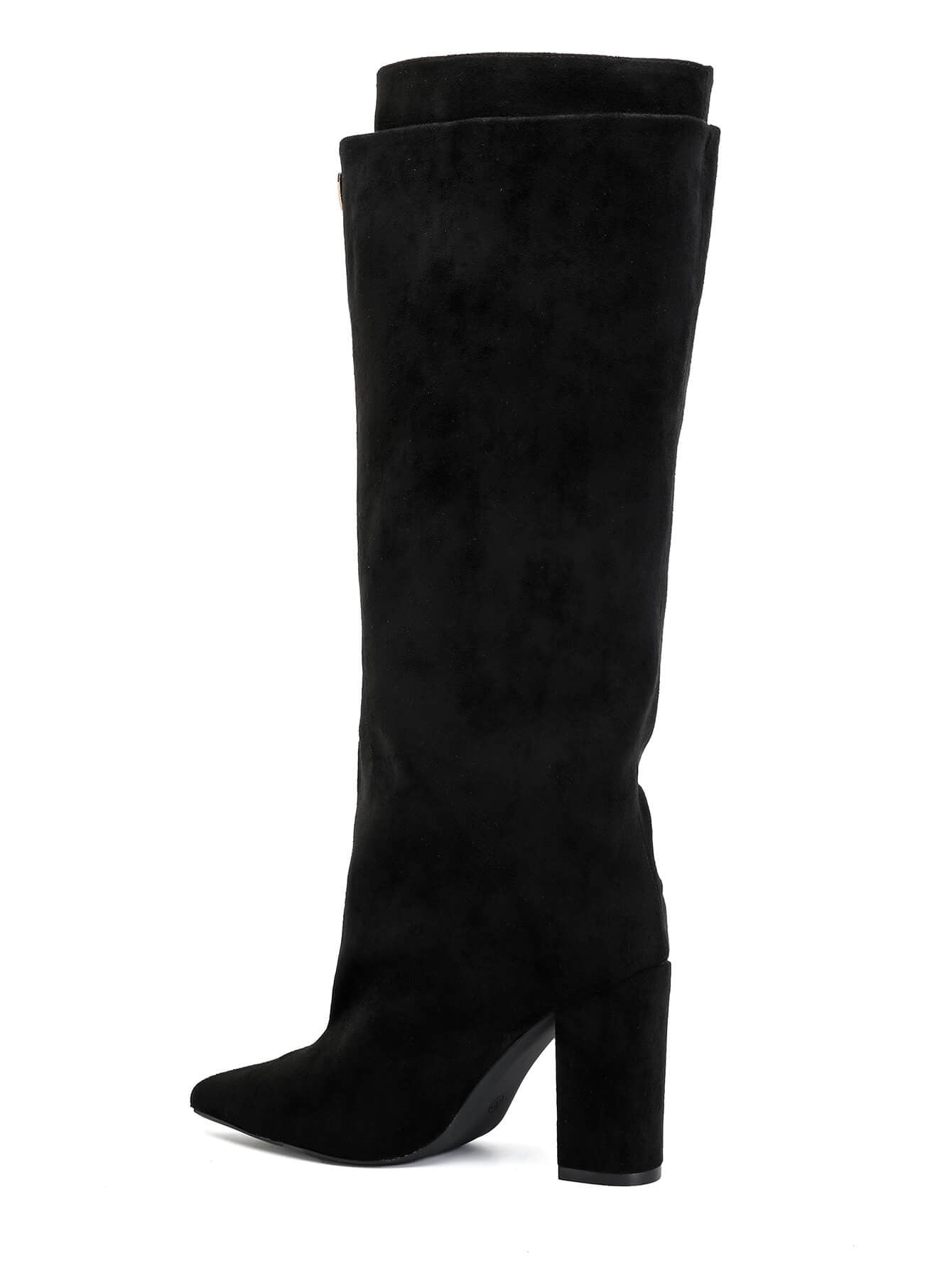 Schwarze Wildlederstiefel mit Blockabsatz