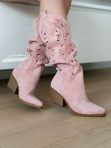 Rosa Stiefel mit Blockabsatz