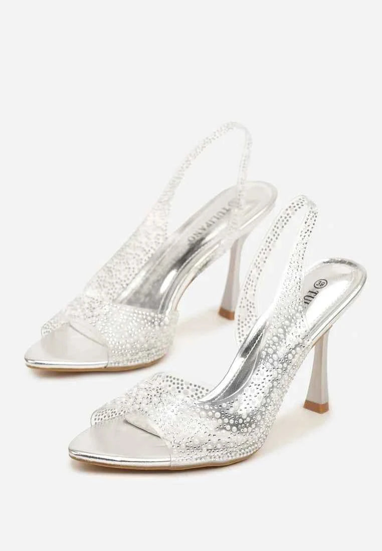 Silver sandale na tanku petu
