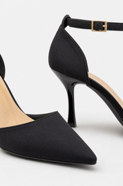 Schwarze Stilettos