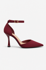 Bordeauxrote Stilettos mit dünnem Absatz