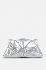 Silberne Abendtasche