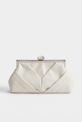 Weiße Abendtasche