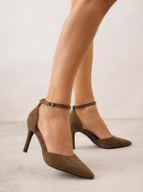 Braune Stilettos