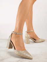 Goldene Pumps mit Blockabsatz