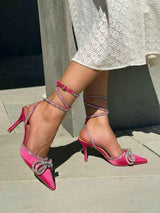 Fuchsiafarbene Stilettos mit dünnem Absatz