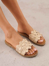 Beige flache Pantoletten