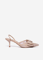 Beige High Heels mit dünnem Absatz