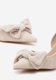Beige High Heels mit dünnem Absatz
