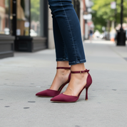 Bordeauxrote Stilettos mit dünnem Absatz