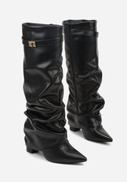 Schwarze Stiefel mit Raffungen und Blockabsatz