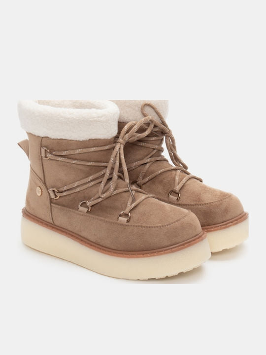 Khakifarbene Winterstiefeletten