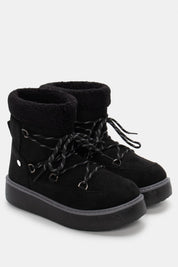 Schwarze Winterstiefeletten