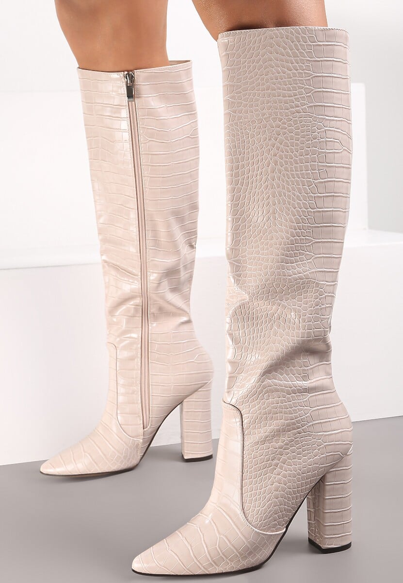 Beigefarbene Krokodilleder-Stiefel mit Blockabsatz