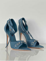 Blaue Jeans-Sandaletten mit Pfennigabsatz
