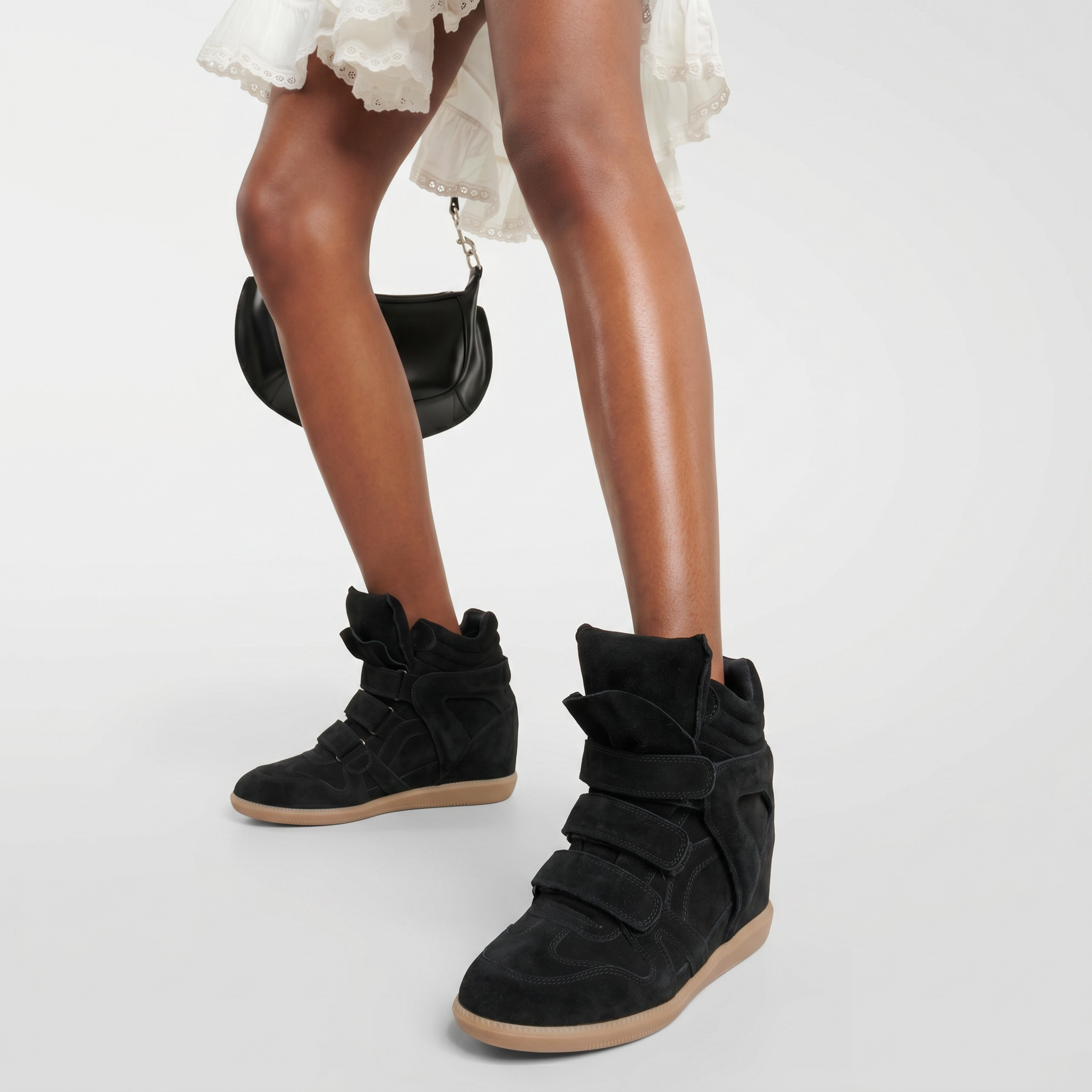 Schwarze Leder-Sneaker mit Klettverschluss