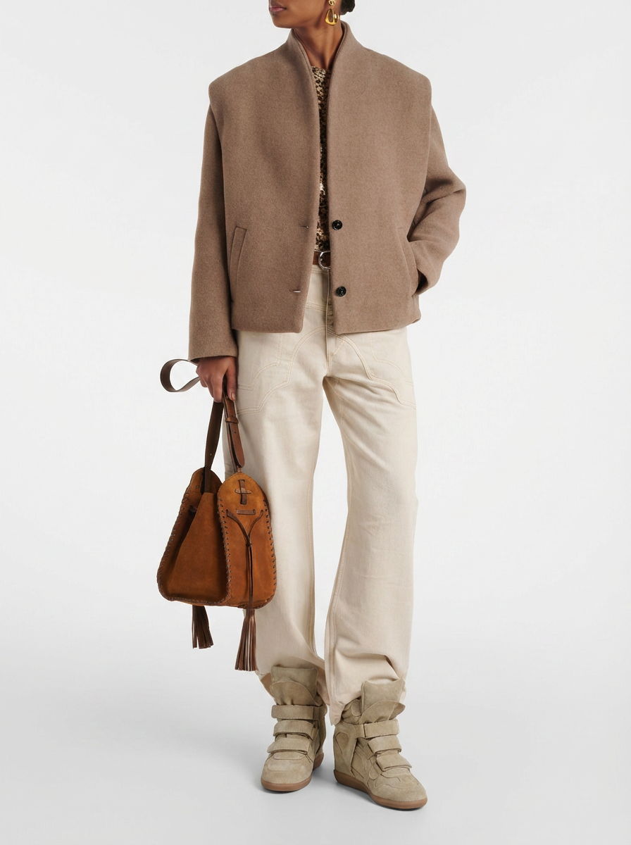 Beigefarbene Leder-Sneaker mit Klettverschluss
