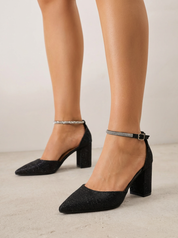 Schwarze Pumps mit Blockabsatz