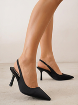 Schwarze Wildleder-Stilettos mit dünnem Absatz