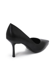 Schwarze Pumps mit Stilettoabsatz