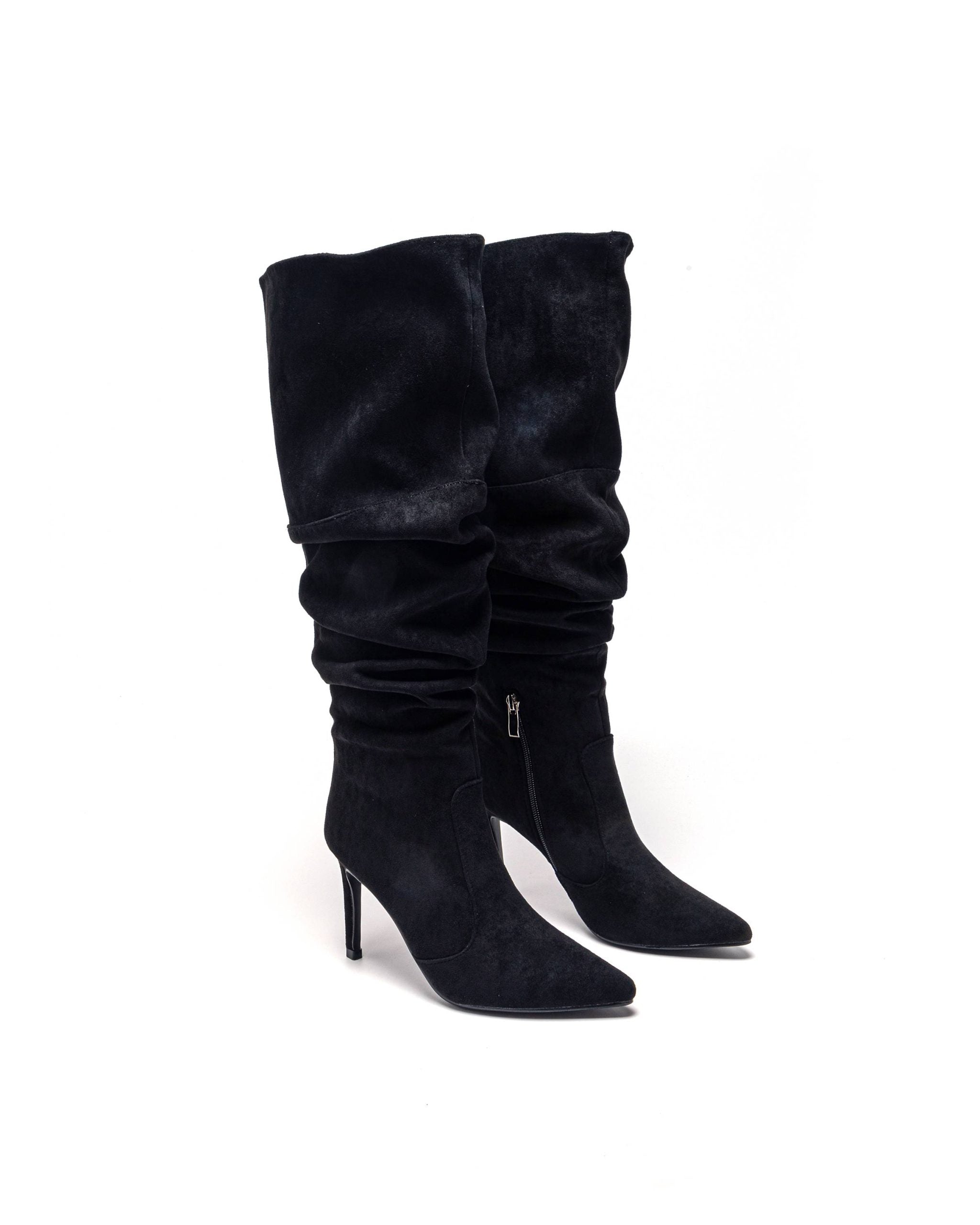 Schwarze Stiefel mit dünnem Absatz
