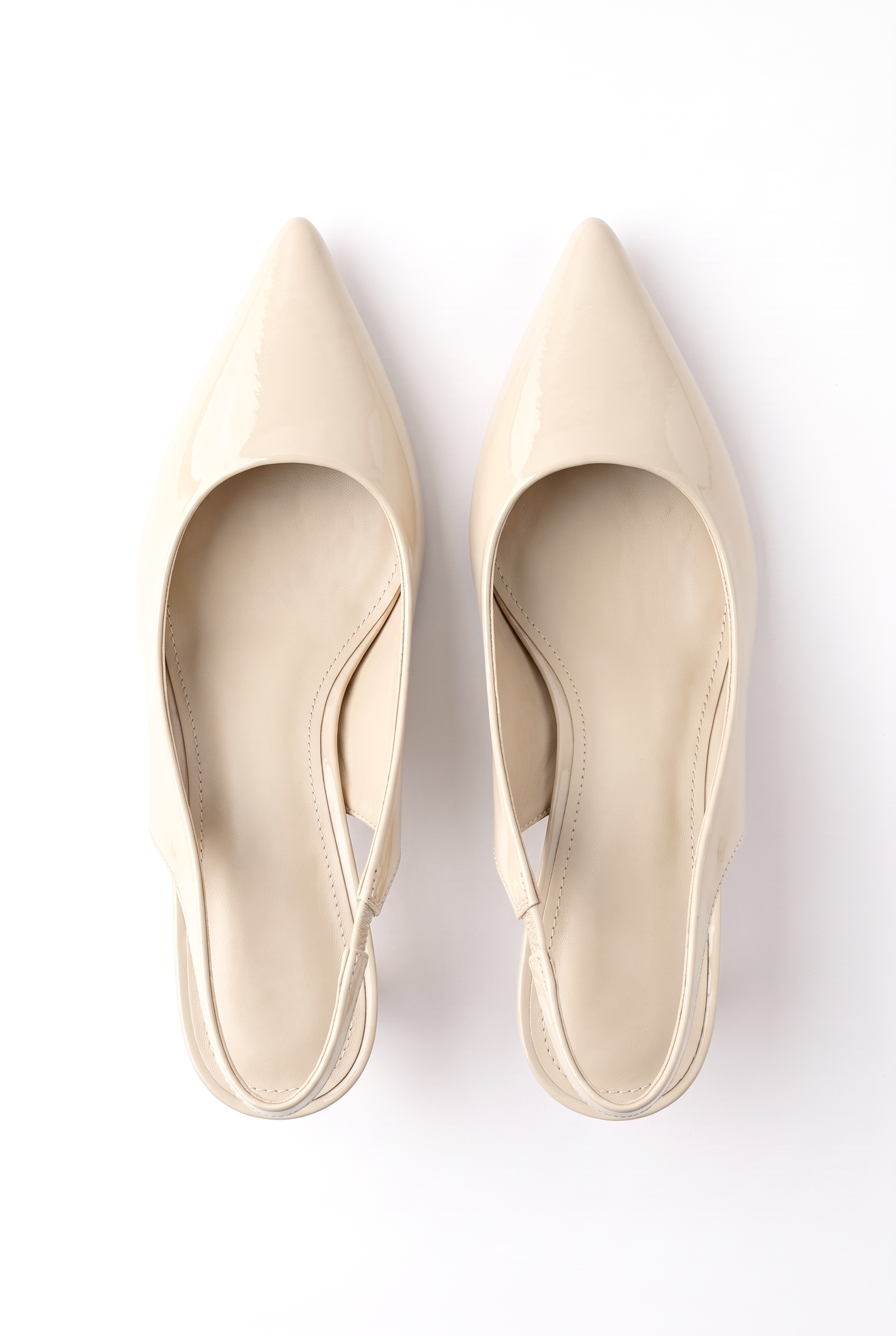 Beige High Heels mit dünnem Absatz