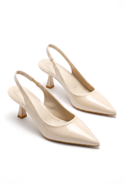 Beige High Heels mit dünnem Absatz