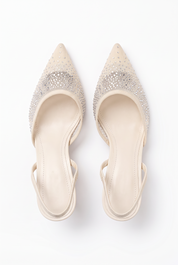 Weiße Stilettos