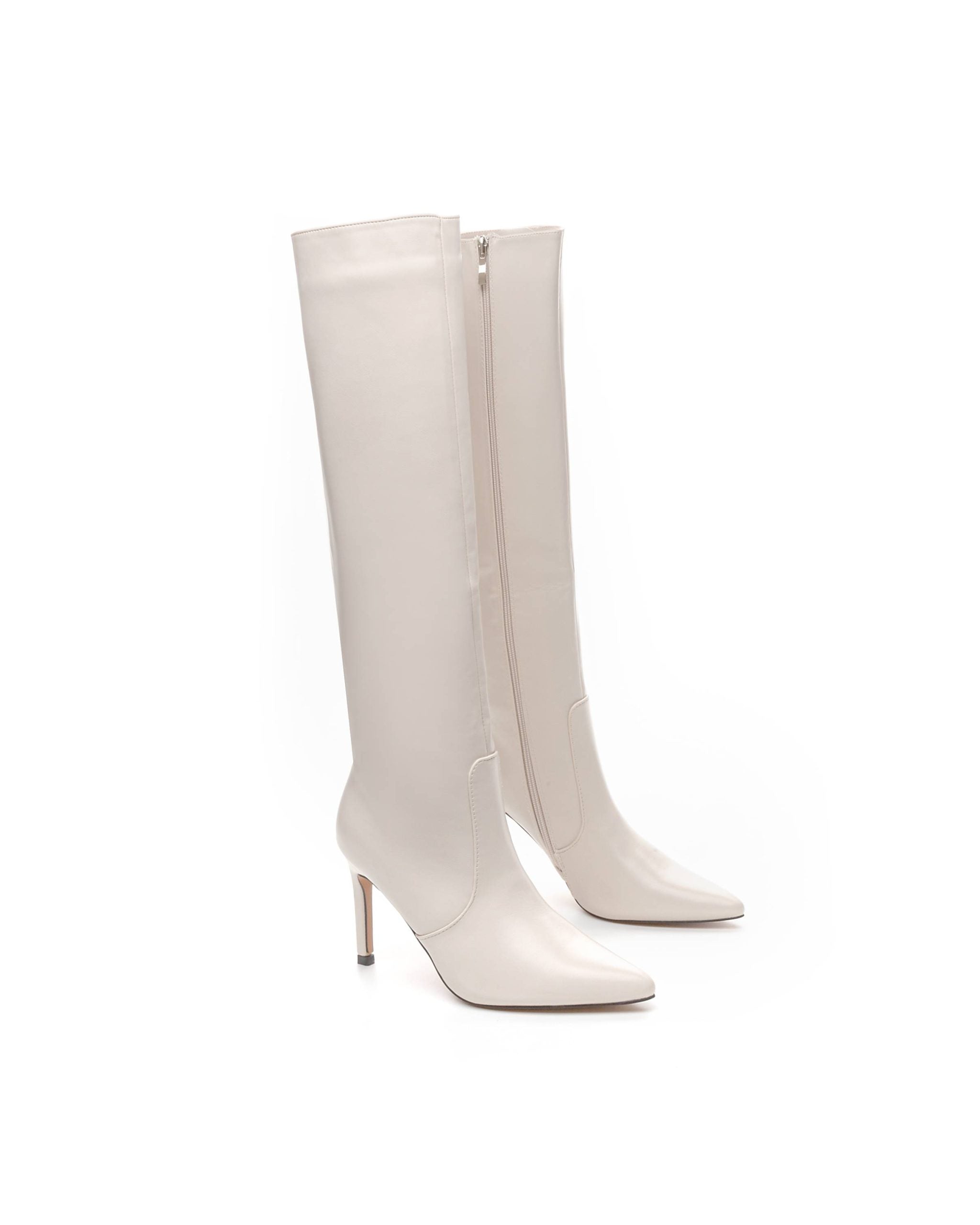 Beige Stiefel mit dünnem Absatz