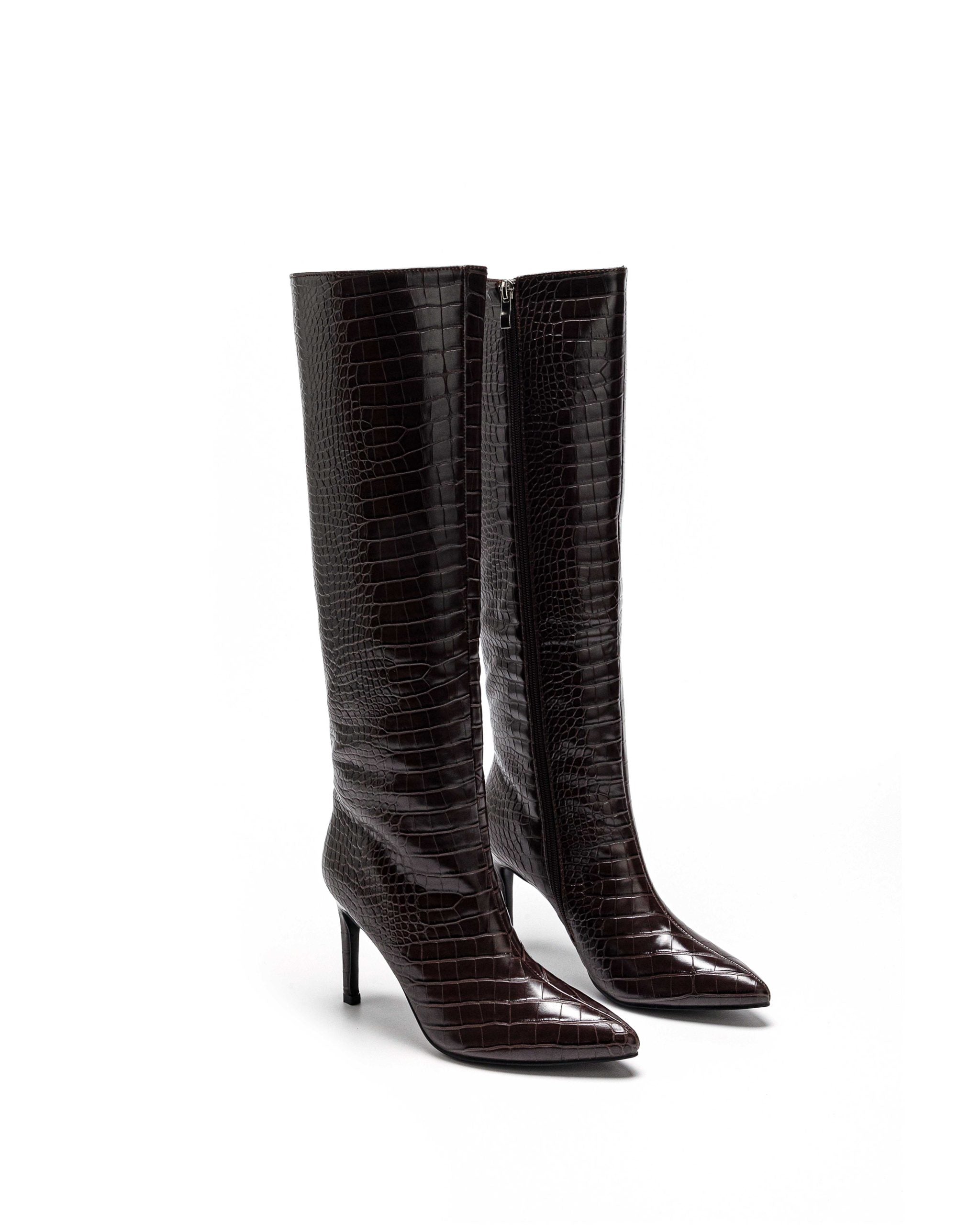 Braune Kroko-Stiefel mit dünnem Absatz