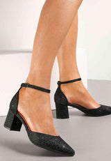 Pumps mit niedrigem Blockabsatz