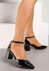 Pumps mit niedrigem Blockabsatz