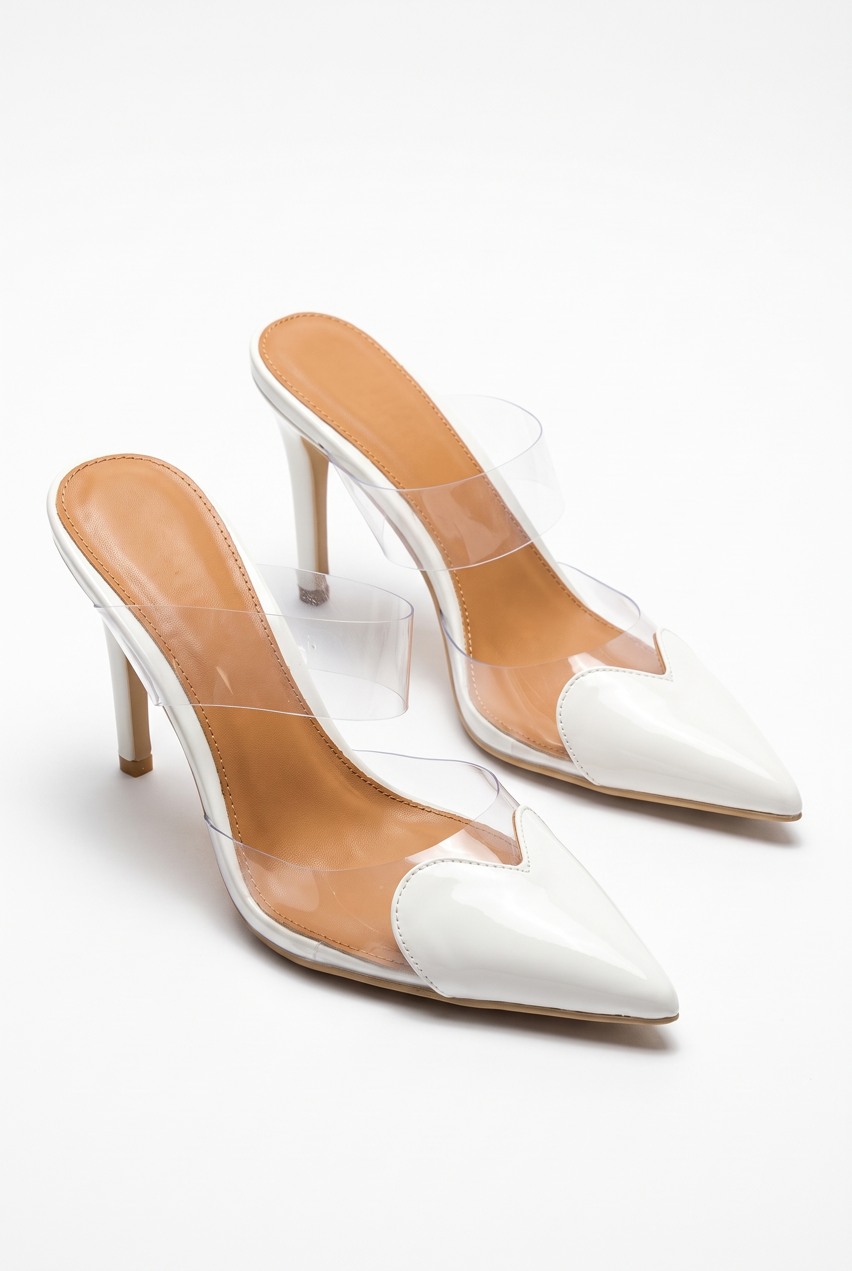 Weiße Stilettos